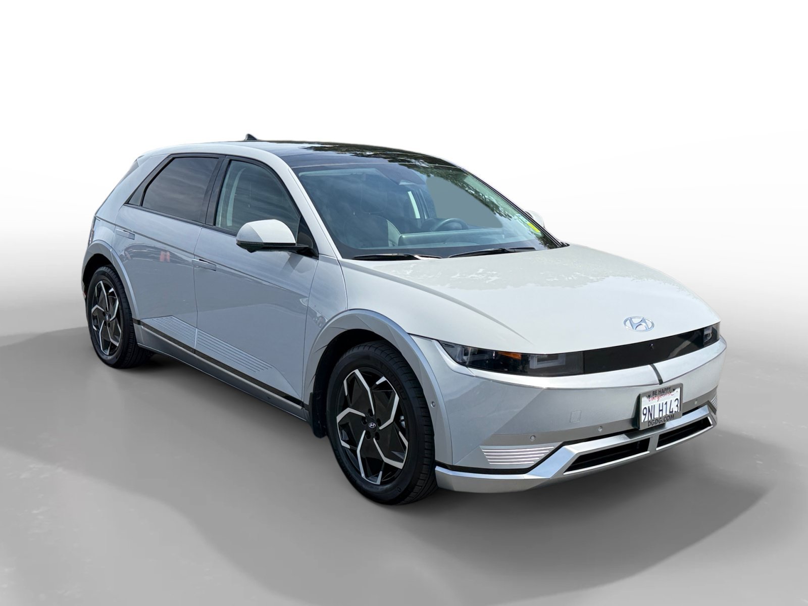 Certified Used 2024 Cyber Gray Hyundai Limited image 7