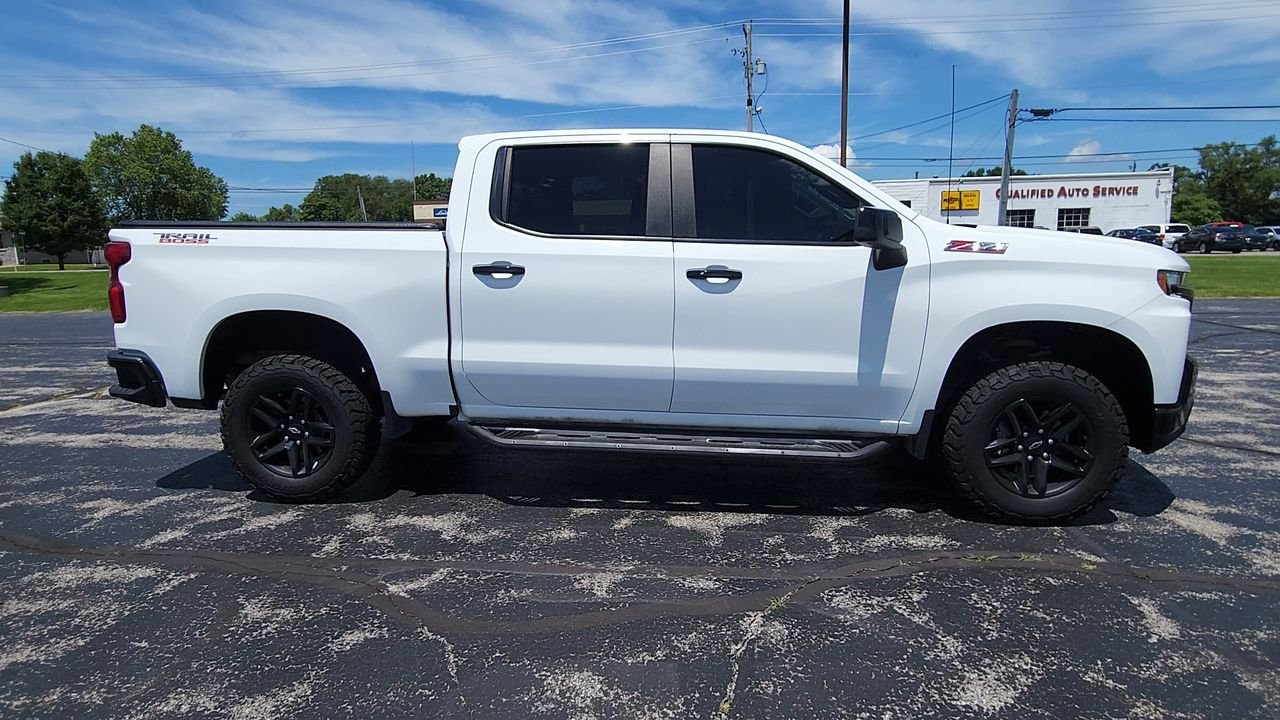 Used 2021 White Chevrolet LT Trail Boss image 9