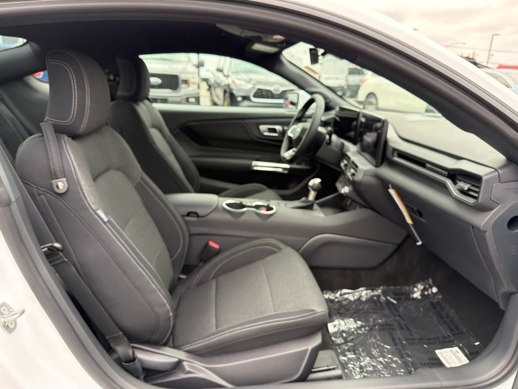 New 2026 Oxford White Ford EcoBoost® Fastback image 19