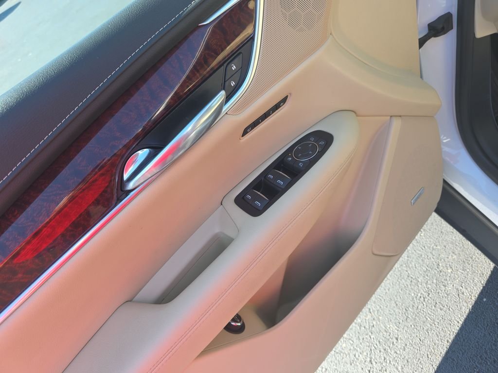 Used 2018 White Cadillac Luxury image 10