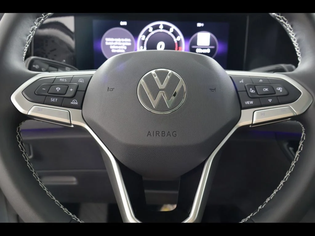 2026 Volkswagen Tiguan SE - Photo 20