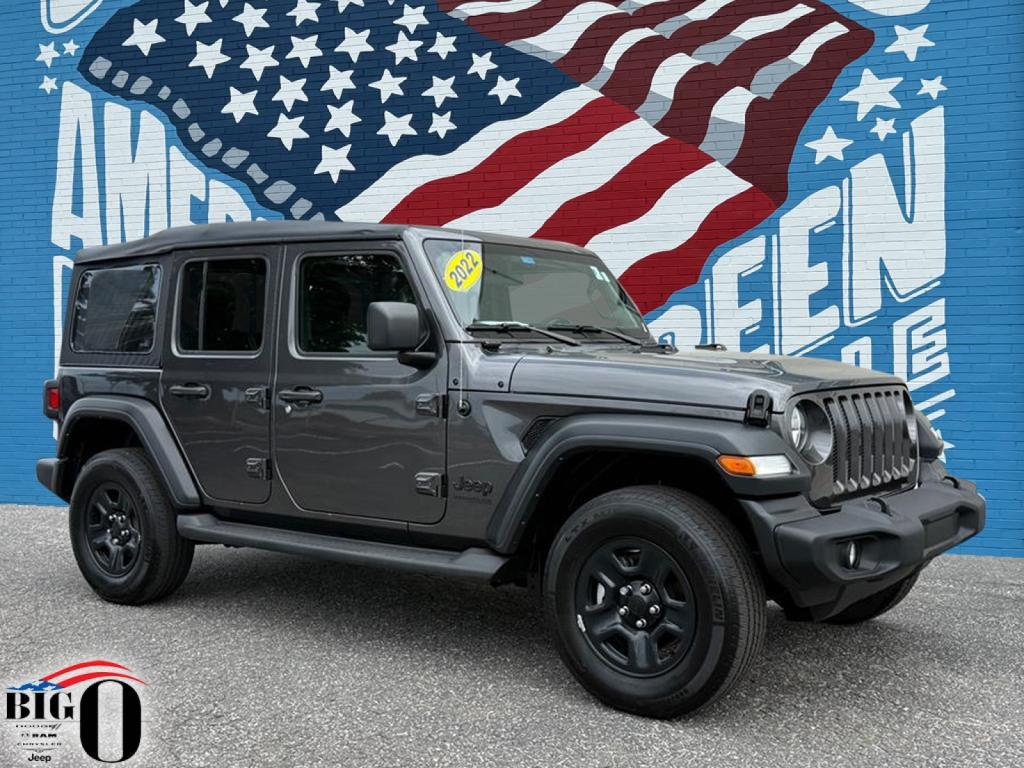 Used 2022 GRAY Jeep Sport image 1