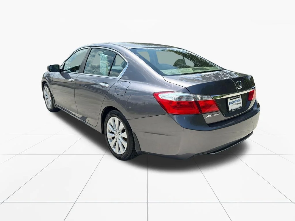 Used 2014 Modern Steel Metallic Honda EX image 6