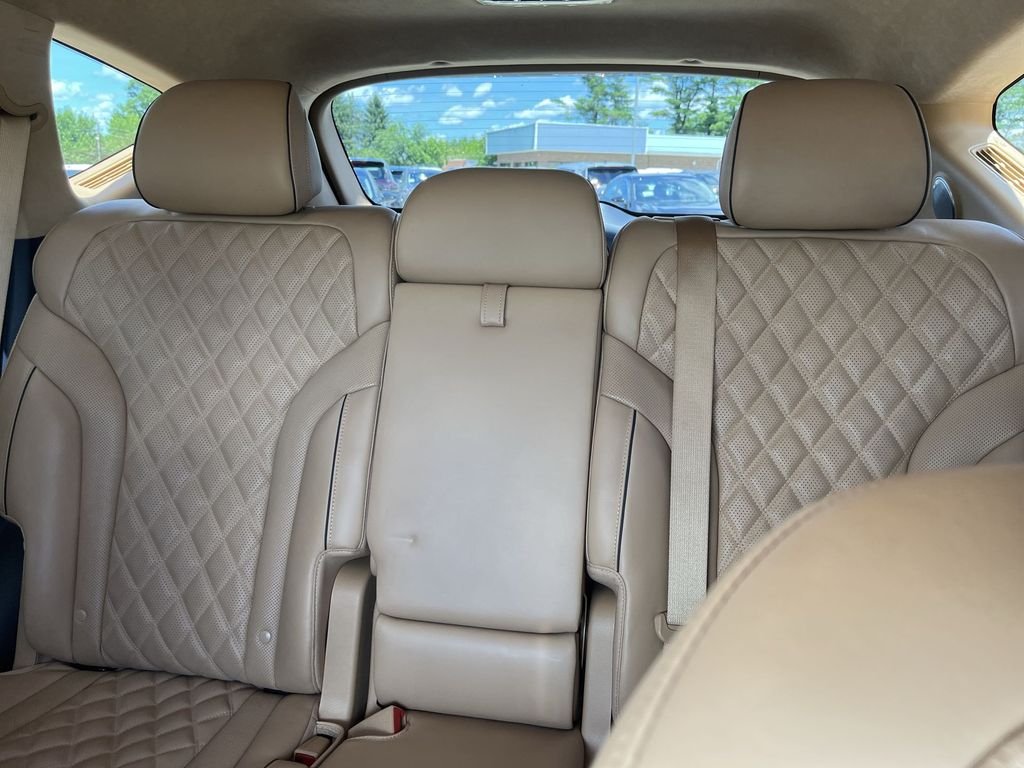 Used 2024 White Genesis 3.5T Advanced image 23