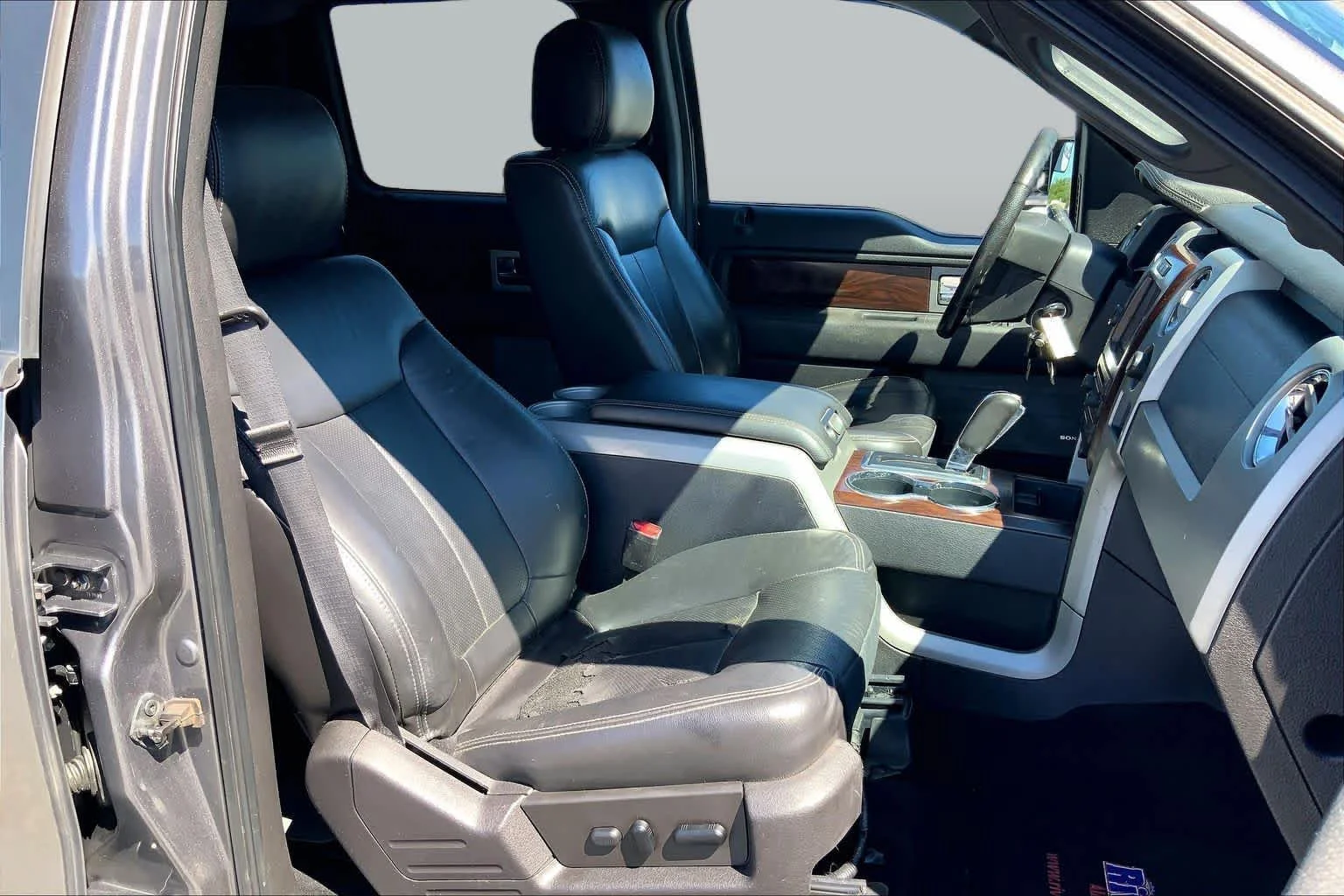 Used 2012 Sterling Gray Metallic Ford Lariat image 8