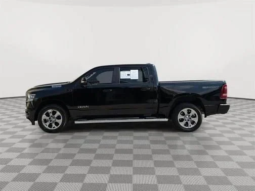 Used 2020 Diamond Black Ram Big Horn/Lone Star image 6