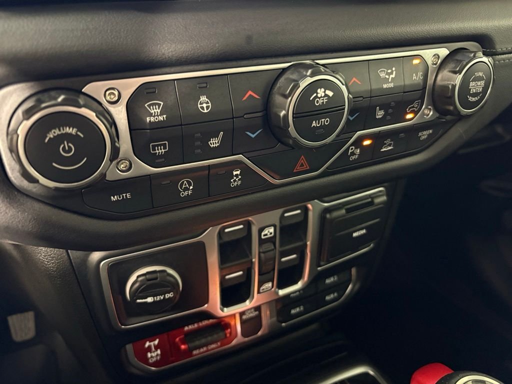 New 2026 Black Clearcoat Jeep Mojave X image 33