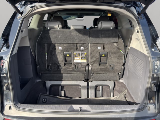 Used 2022 Black Toyota XLE image 21