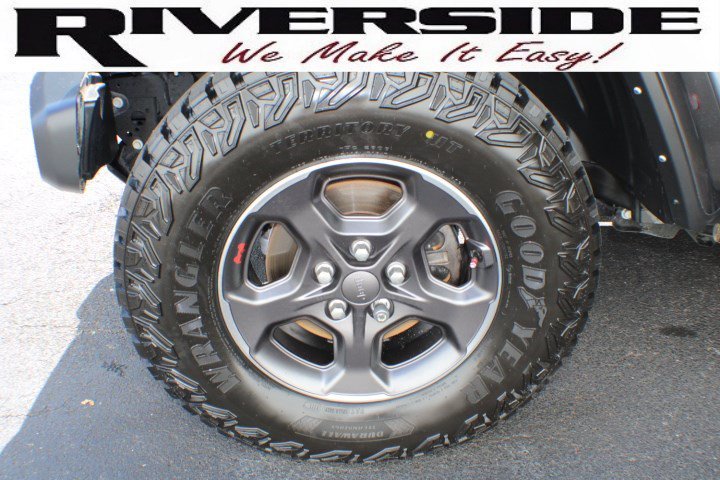 Used 2022 Granite Crystal Metallic Clearcoat Jeep Rubicon image 5