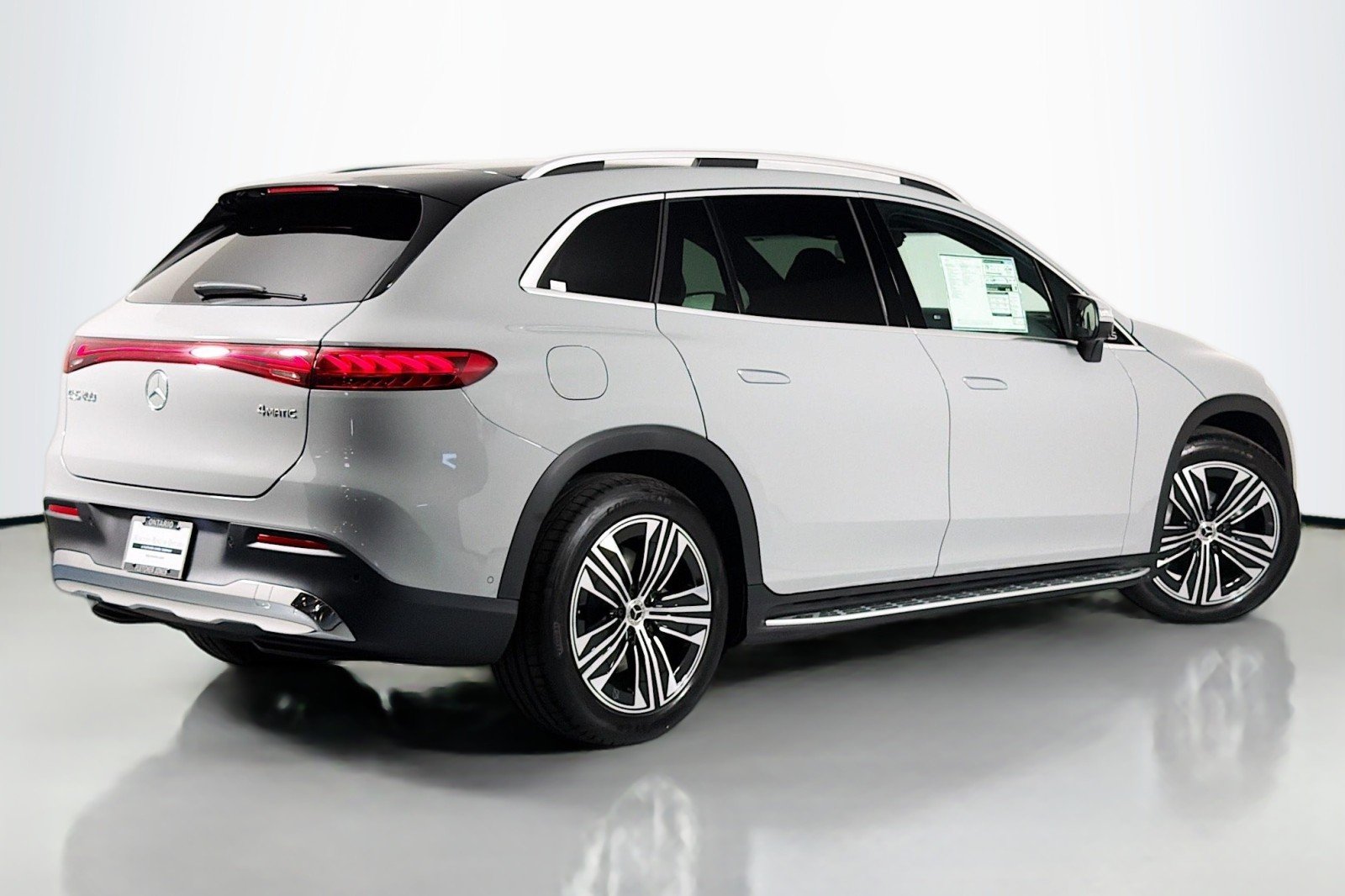 New 2026 MANUFAKTUR Alpine Grey Mercedes-Benz EQS 400 4MATIC® SUV image 10