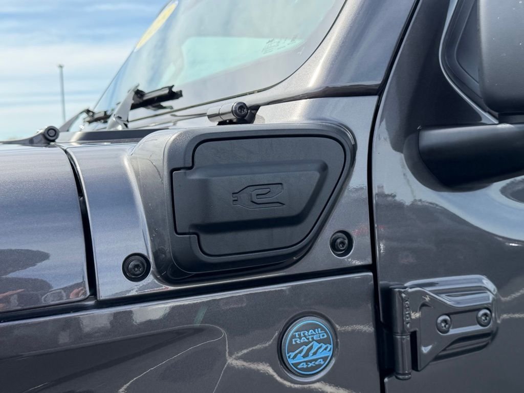 2025 Jeep Wrangler 4xe Sahara 4XE - Photo 39