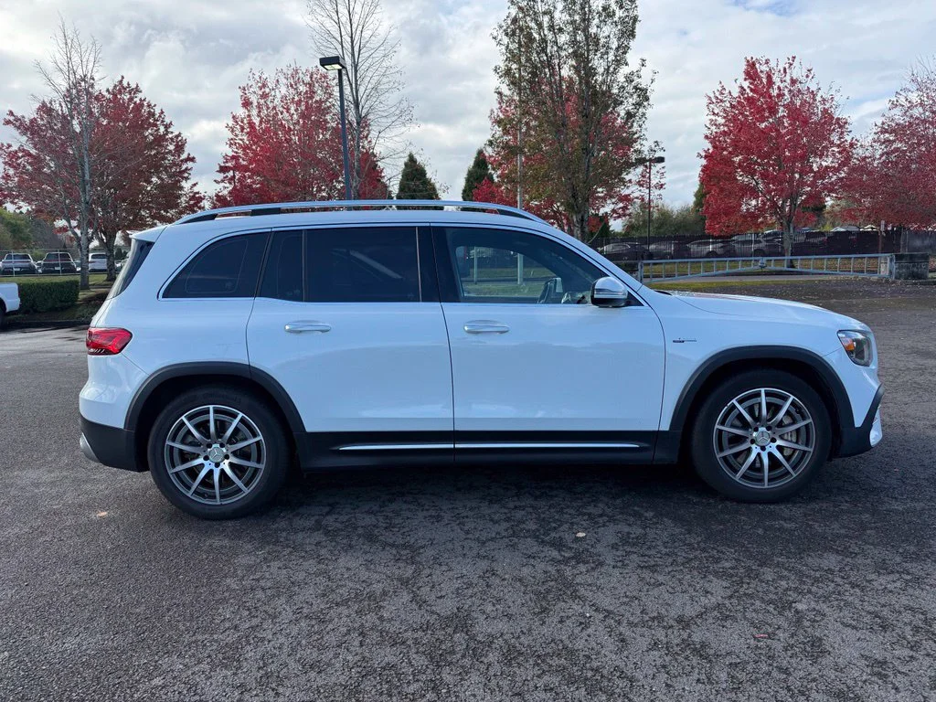 Used 2021 Digital White Metallic Mercedes-Benz GLB 35 AMG® image 8