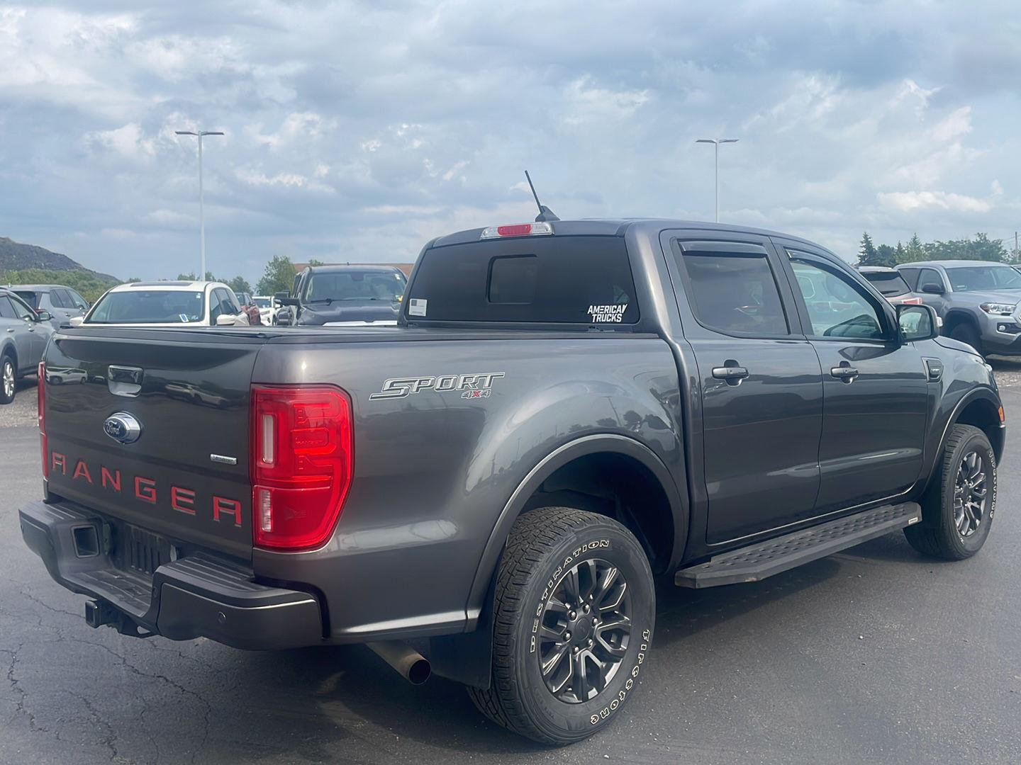Used 2019 Magnetic Ford LARIAT image 10