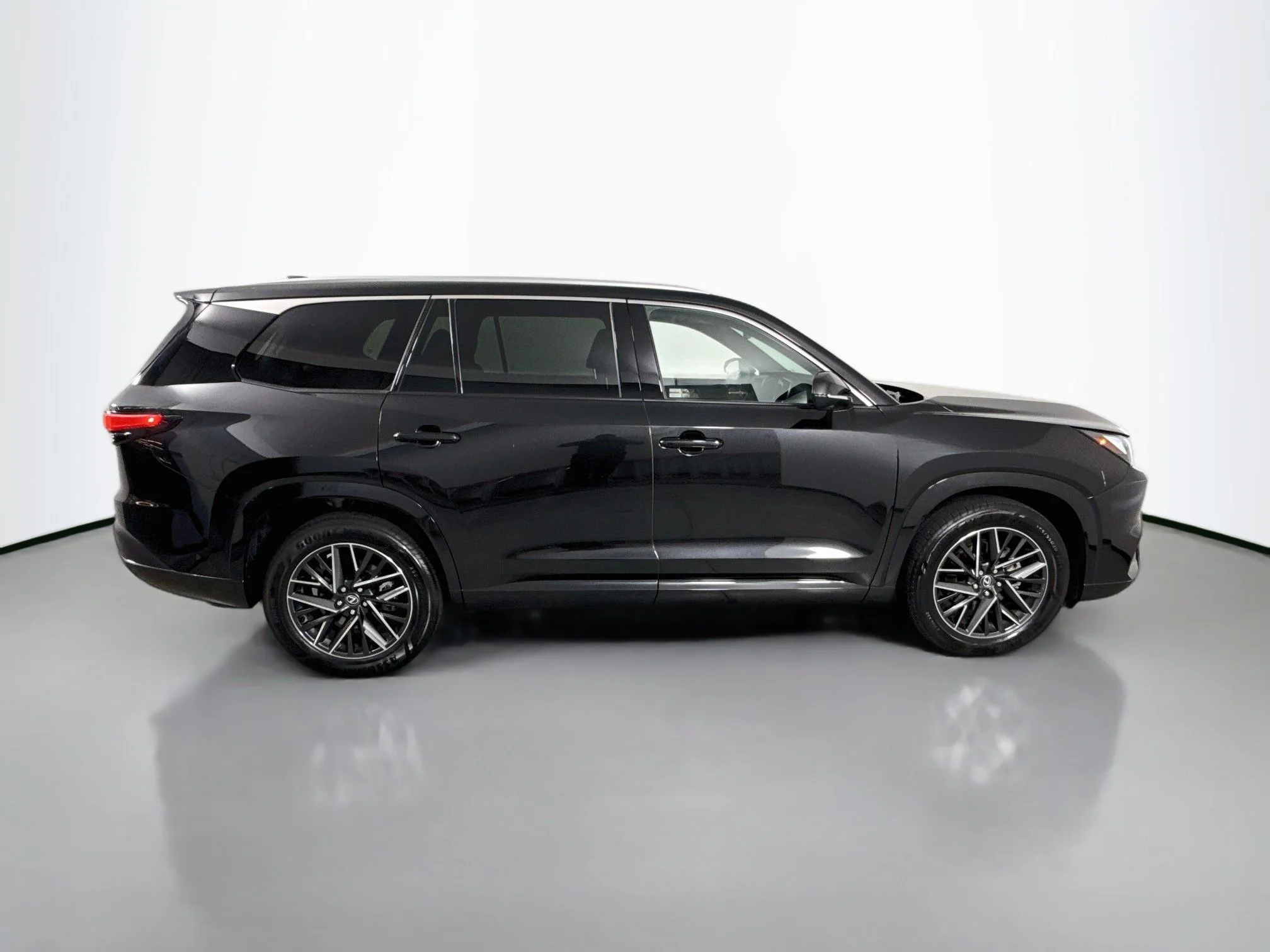 Certified Used 2025 Caviar Lexus 350 Premium image 8