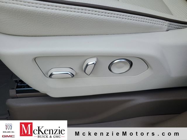 2026 GMC Yukon XL Denali - Photo 7