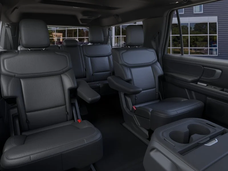 New 2026 Agate Black Metallic Ford MAX Platinum® image 11