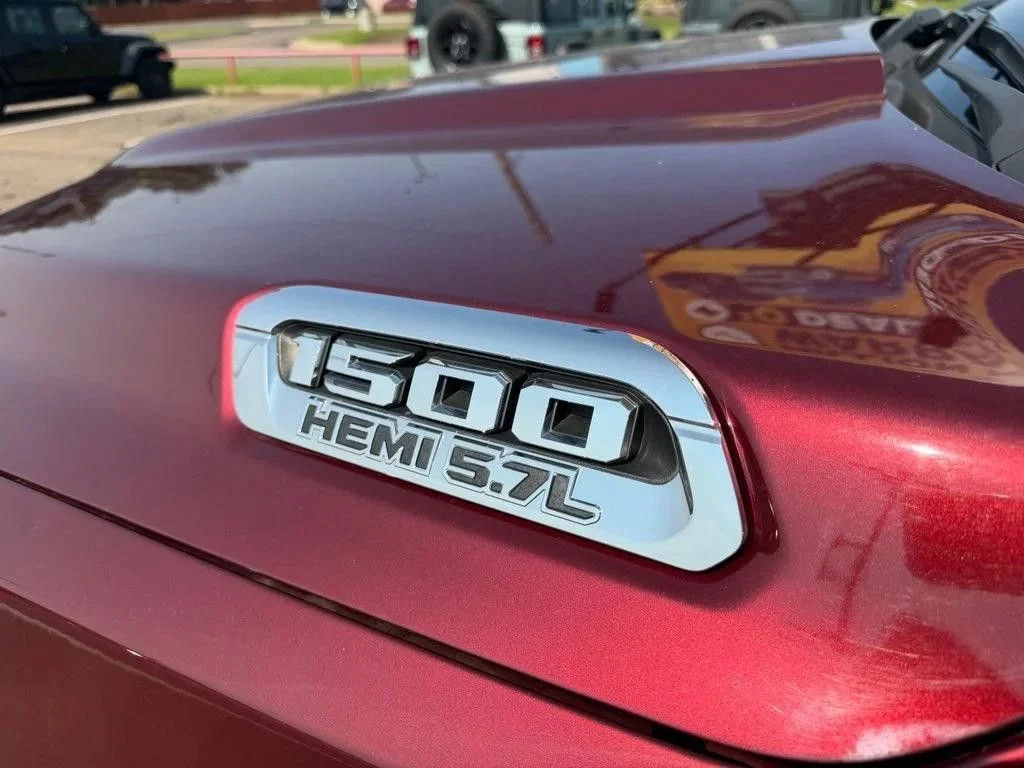 Used 2019 Red RAM Laramie image 11