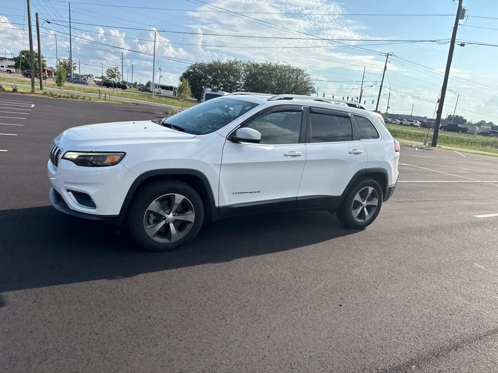 Used 2019 White Jeep Limited image 7