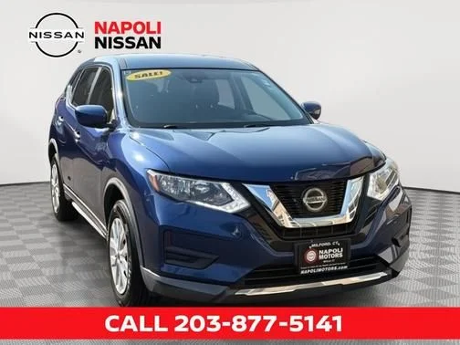 Used 2019 Blue Nissan S image 1