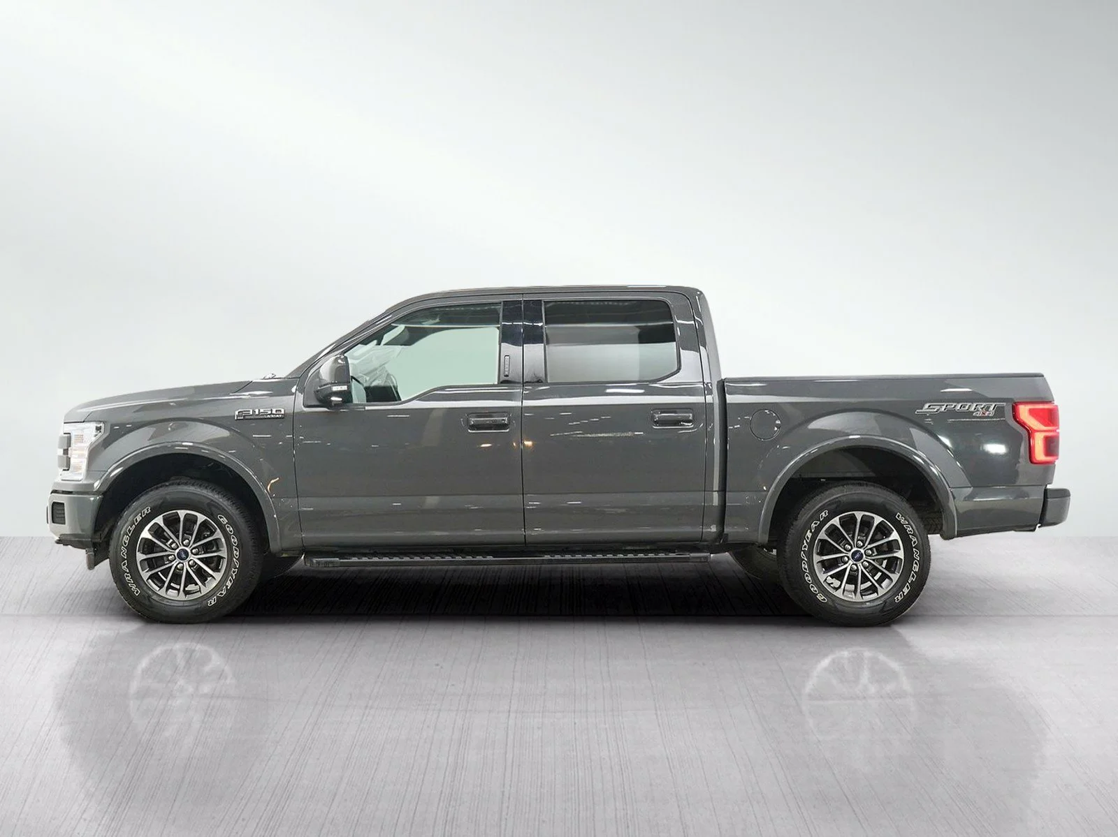 Used 2020 Ford F-150 Lariat with VIN 1FTEW1EP0LFB92313 for sale in Wayzata, Minnesota