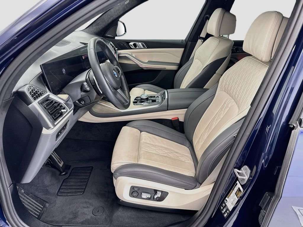 2026 BMW X7 40i - Photo 18