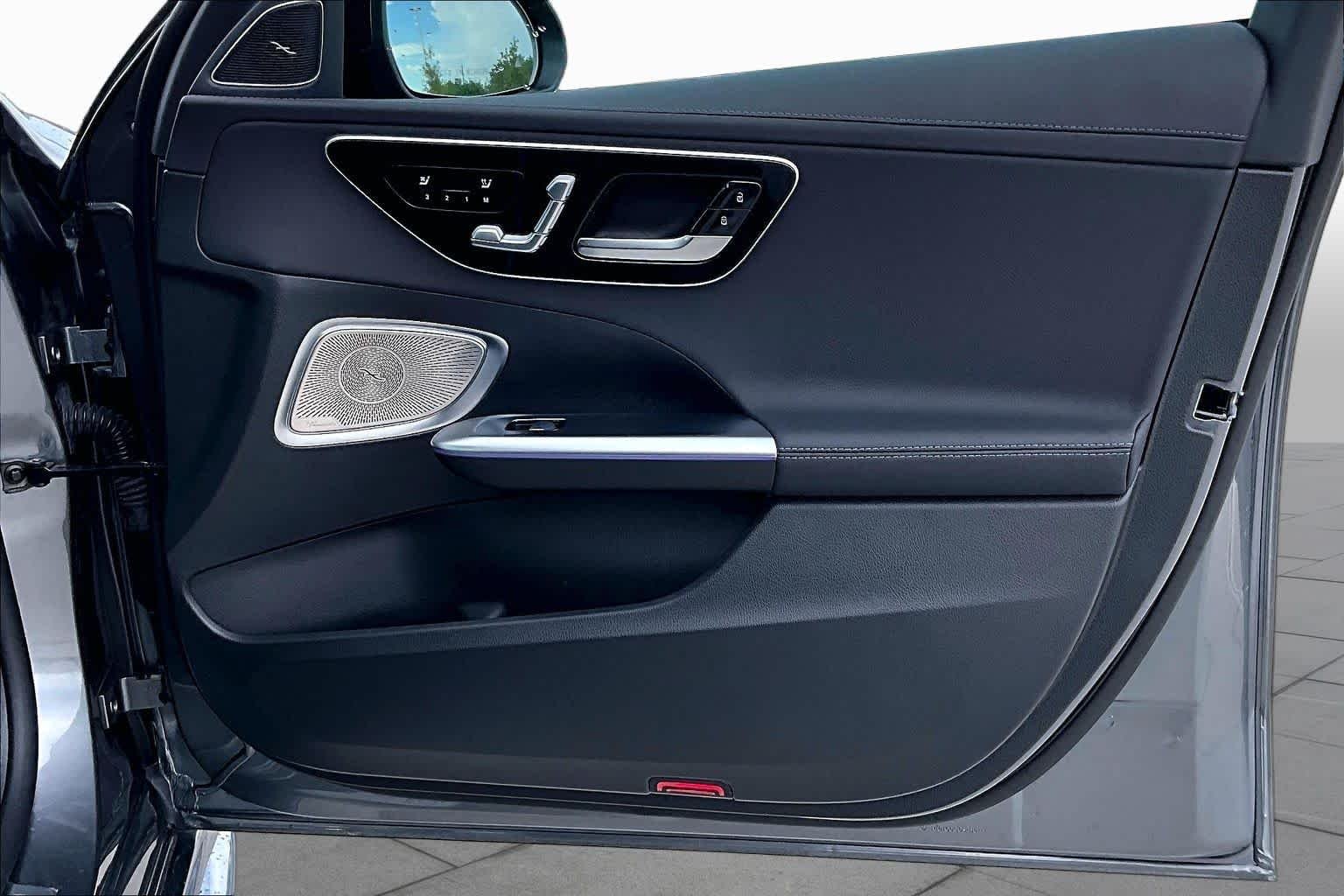 Used 2025 Selenite Grey Metallic Mercedes-Benz C 300 image 20