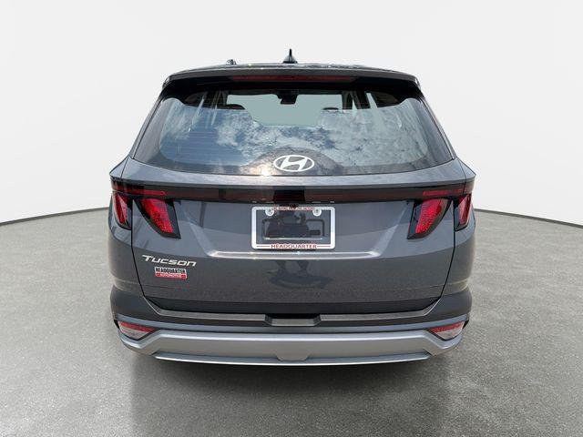New 2026 Gray Hyundai SE FWD image 3