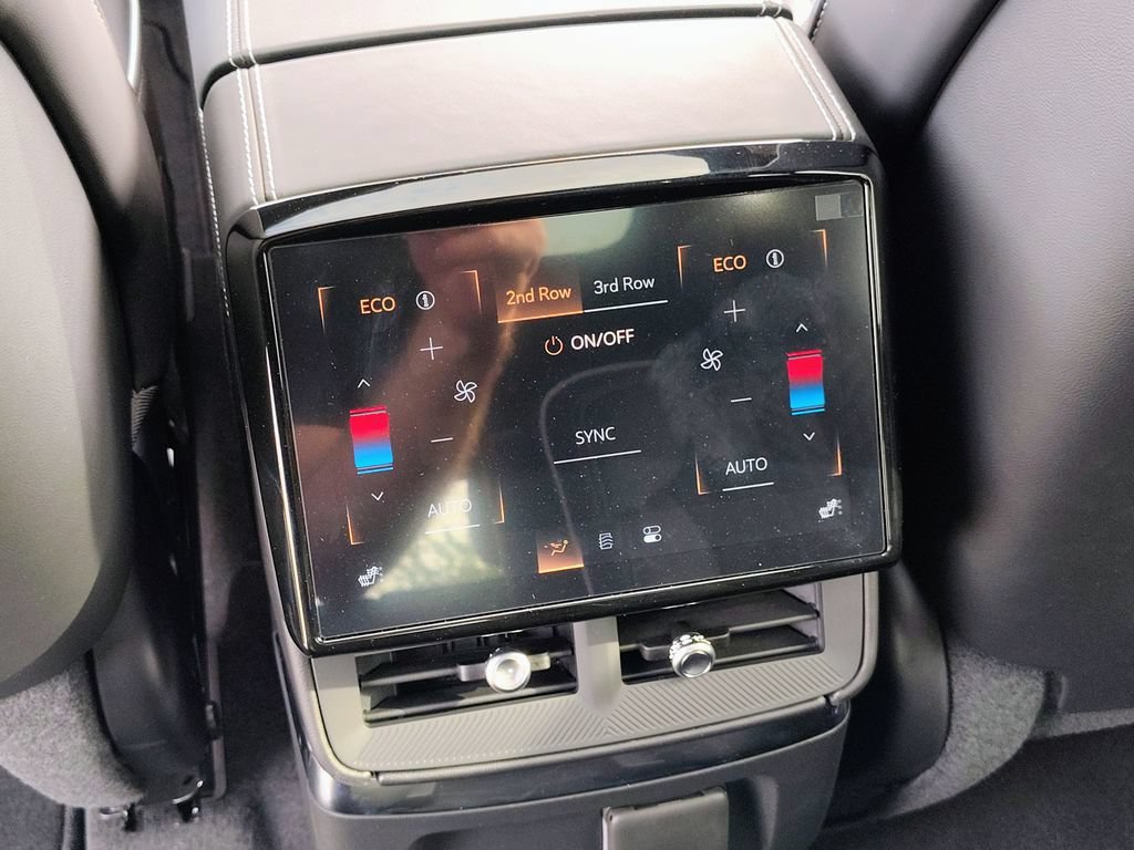 2027 Cadillac VISTIQ Premium Luxury - Photo 38