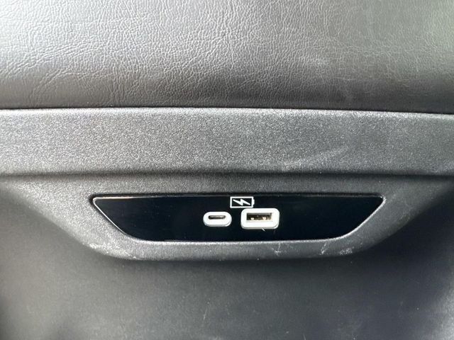Used 2023 White Chrysler Touring L image 18