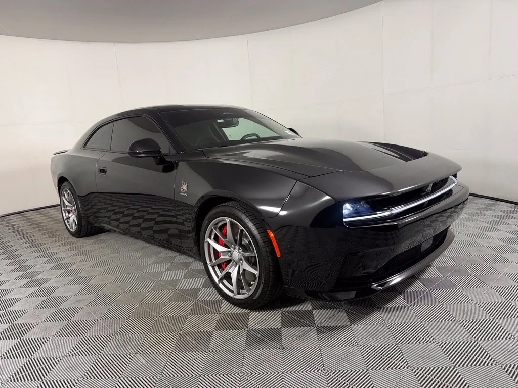 Used 2025 Black Dodge R/T Scat Pack image 5