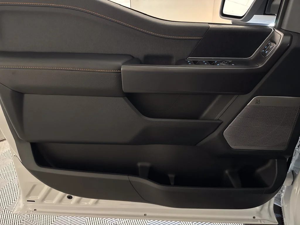 New 2026 White Ford Tremor image 19