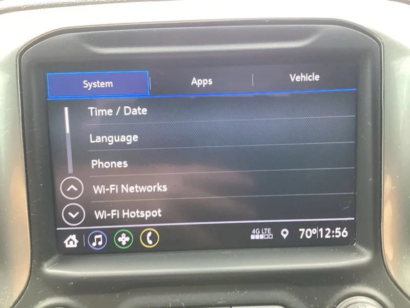 Used 2022 Summit White Chevrolet RST image 36