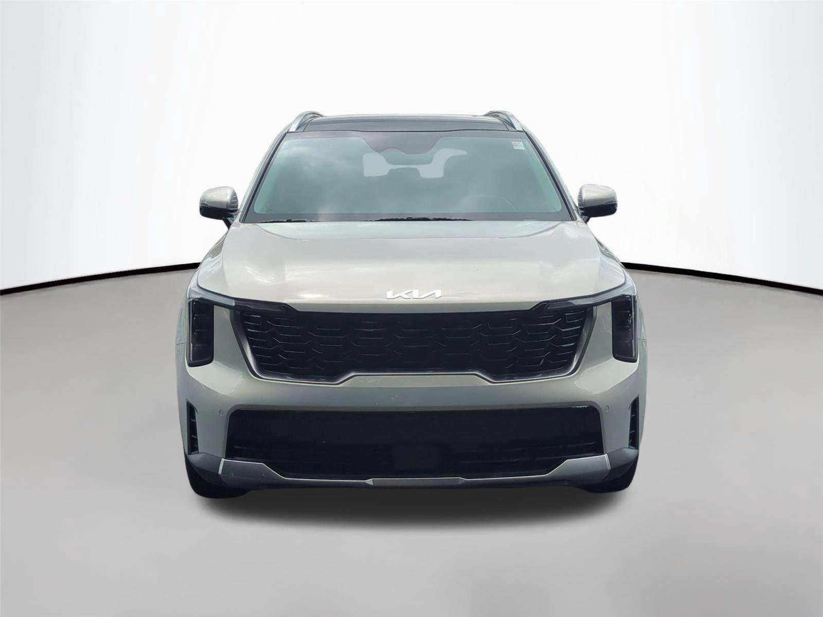 New 2026 Ivory Silver Kia S image 8