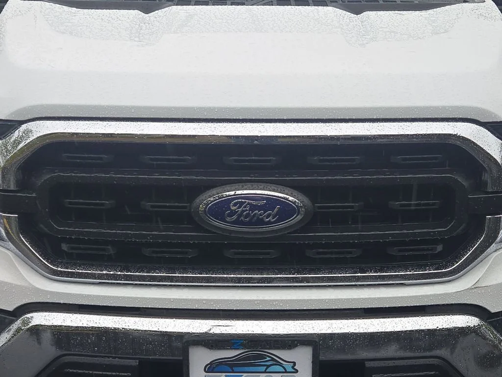 Used 2023 White Ford XLT image 18