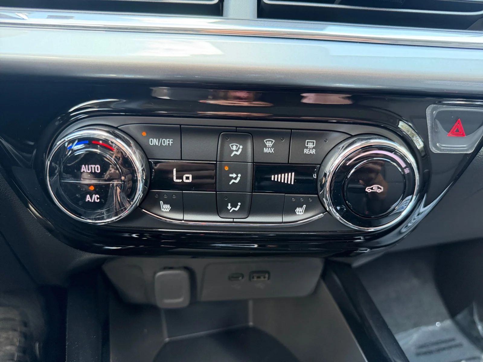 New 2026 Mosaic Black Metallic Chevrolet LT image 25