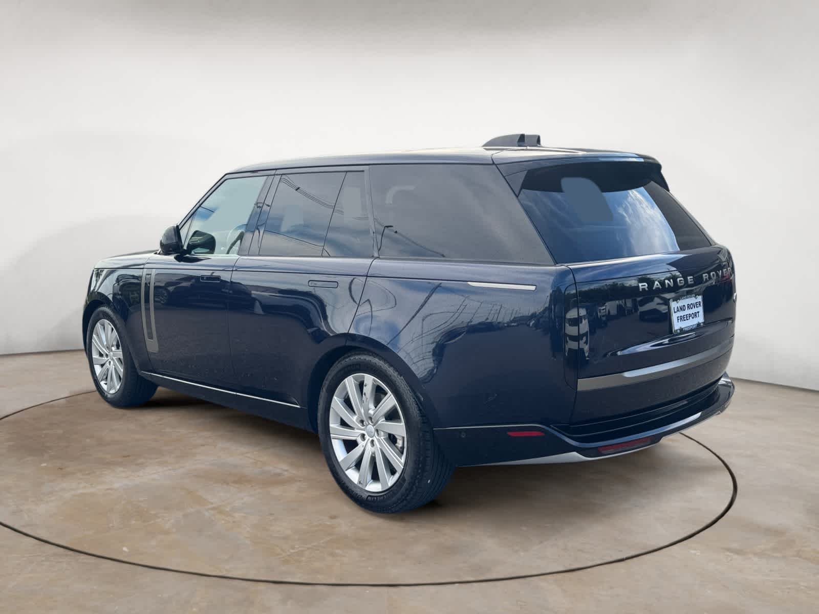 Used 2023 Portofino Blue Metallic Land Rover P400 SWB image 3