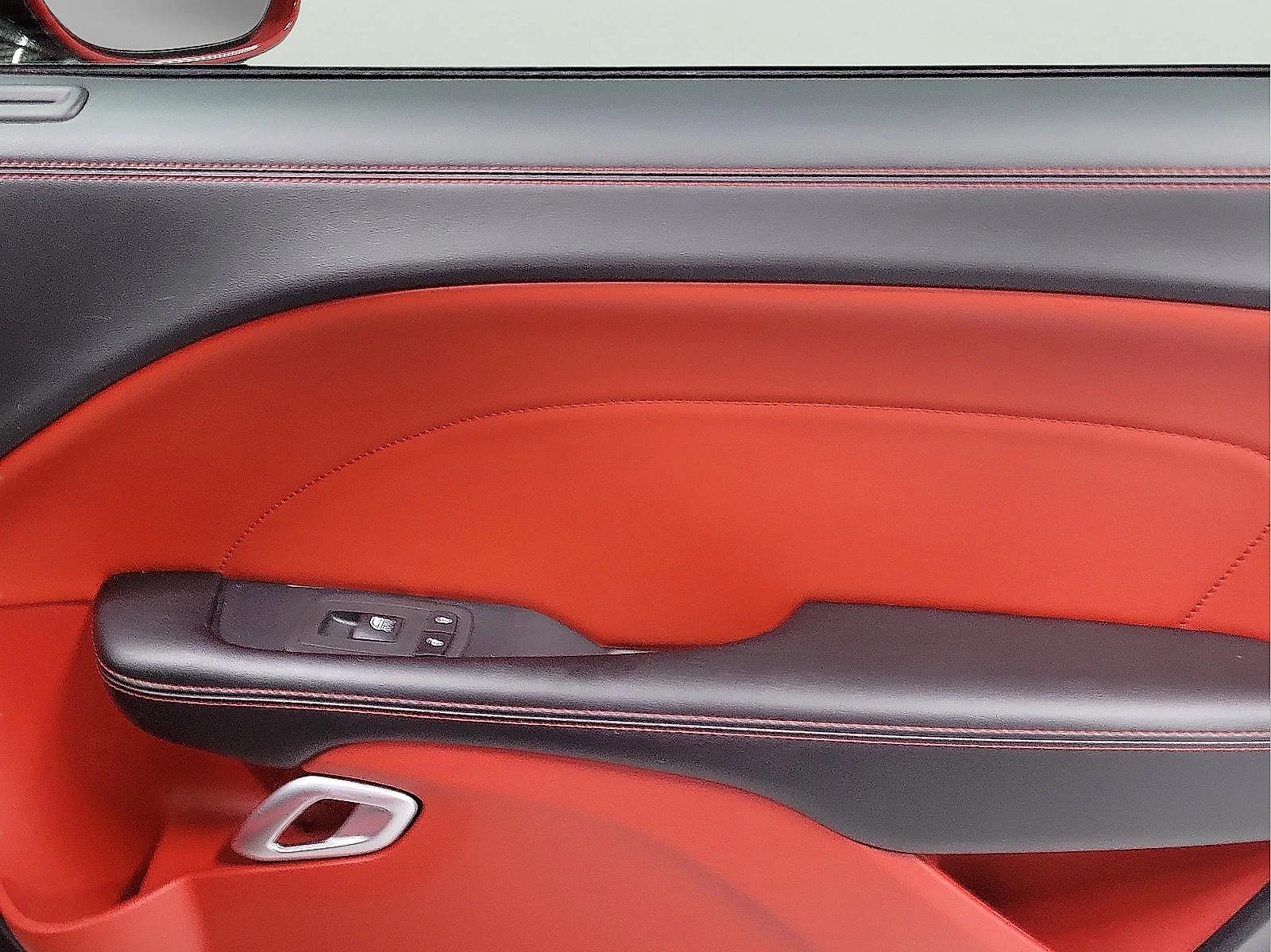 2021 Dodge Challenger R/T - Photo 15