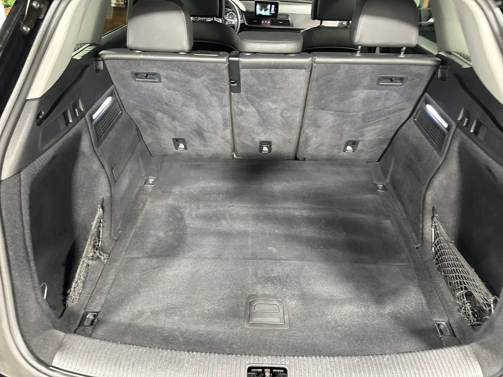 Used 2019 Brilliant Black Audi 2.0T Premium quattro image 27