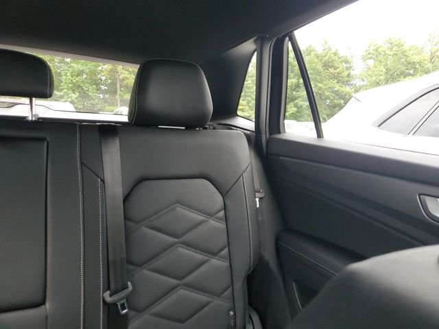 New 2026 Black Volkswagen SE image 12