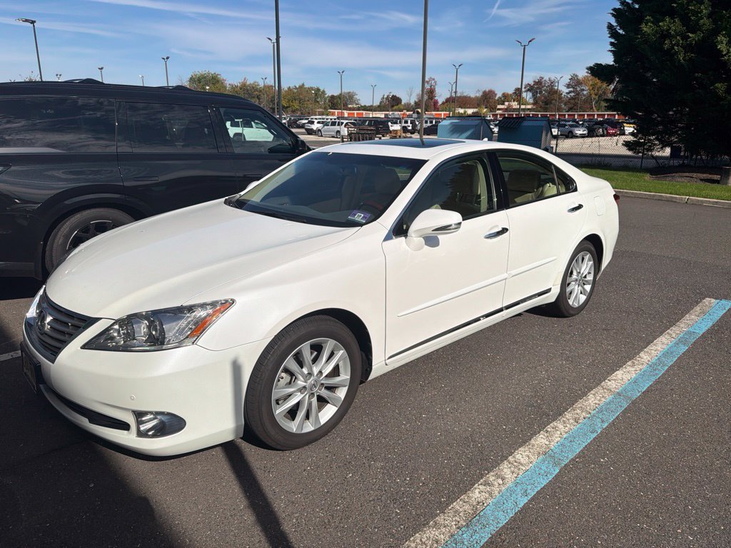 Used 2011 Starfire Pearl Lexus 350 image 5
