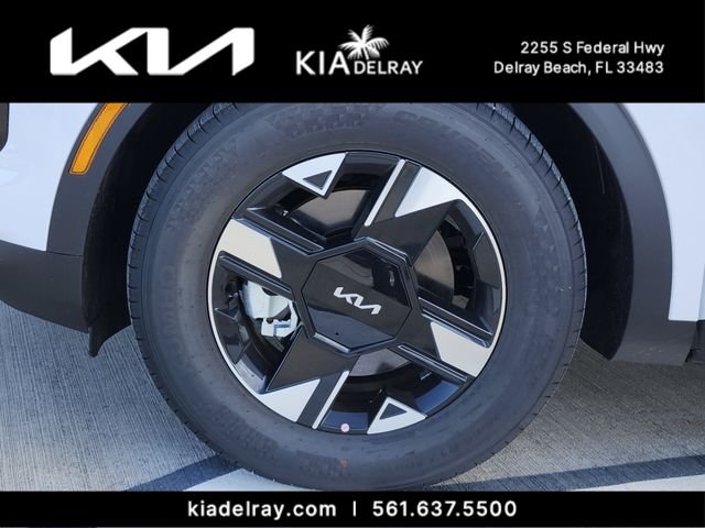 New 2026 Glacial White Kia LX image 29