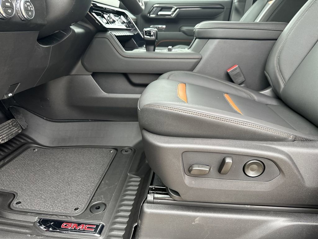 2026 GMC Sierra 1500 AT4 - Photo 14