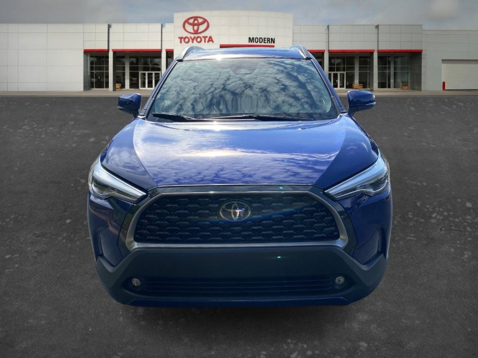 Used 2024 Blue Crush Metallic Toyota XLE image 2