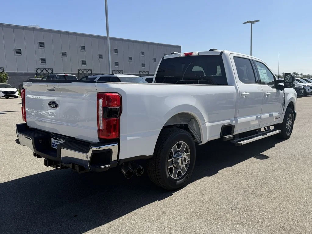 New 2026 Star White Metallic Tri-Coat Ford F-250® Lariat® image 9
