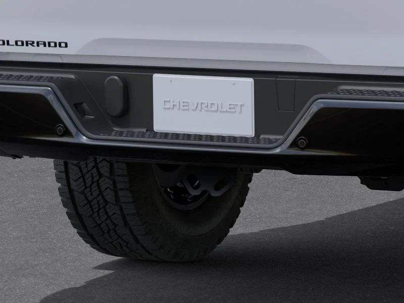 New 2026 Summit White Chevrolet WT image 14