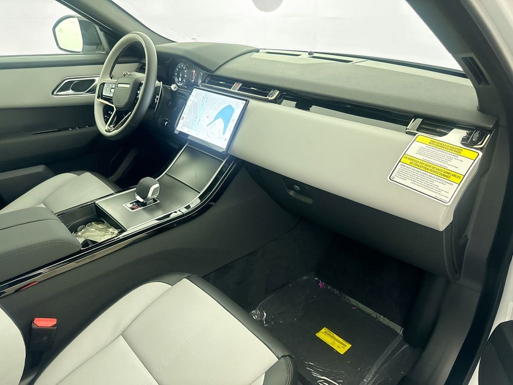 New 2026 Ostuni Pearl White Land Rover S image 29