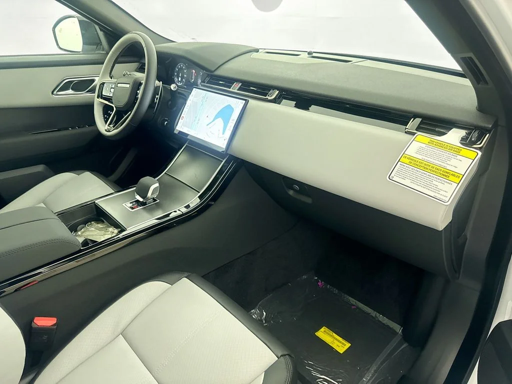 New 2026 Ostuni Pearl White Land Rover S image 29