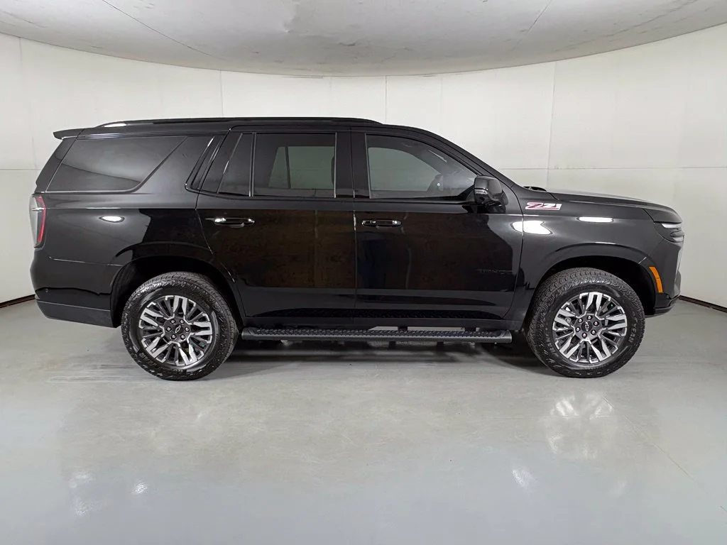 New 2027 Black Chevrolet Z71 image 11