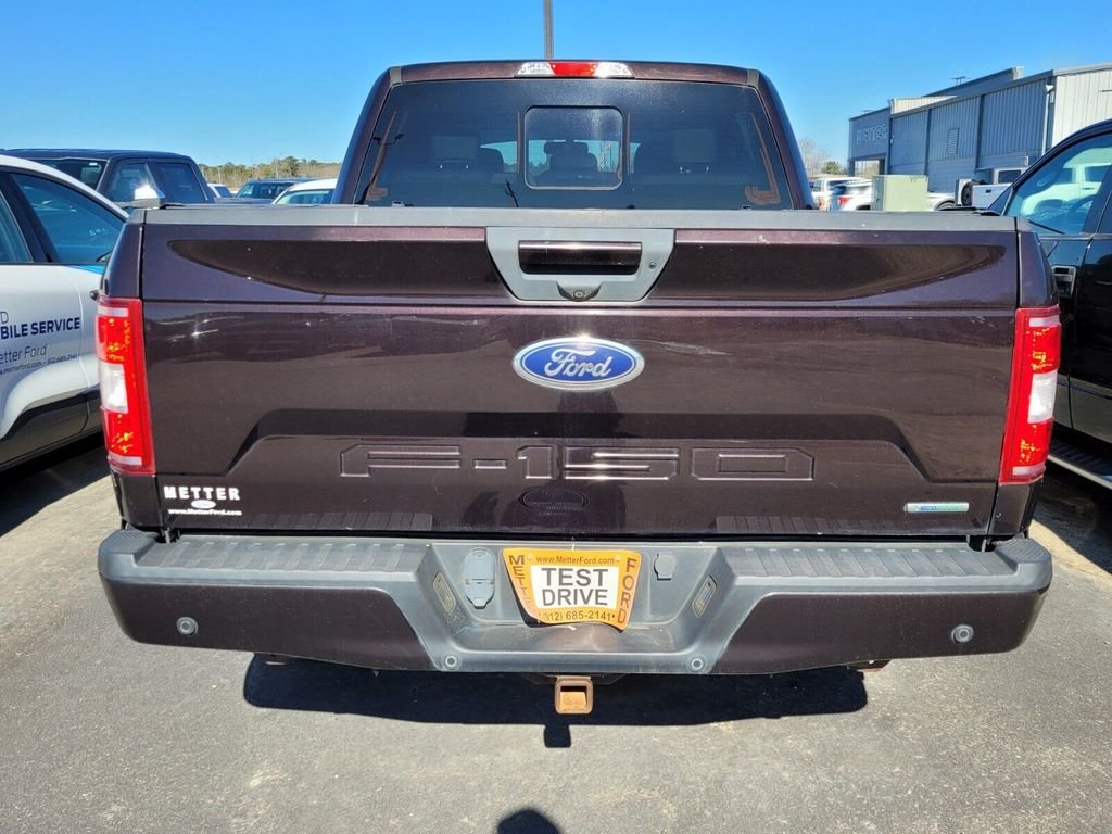 Used 2018 Red Ford XLT image 8