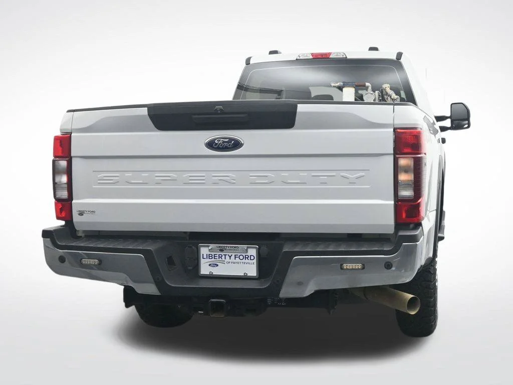Used 2022 White Ford XL image 7